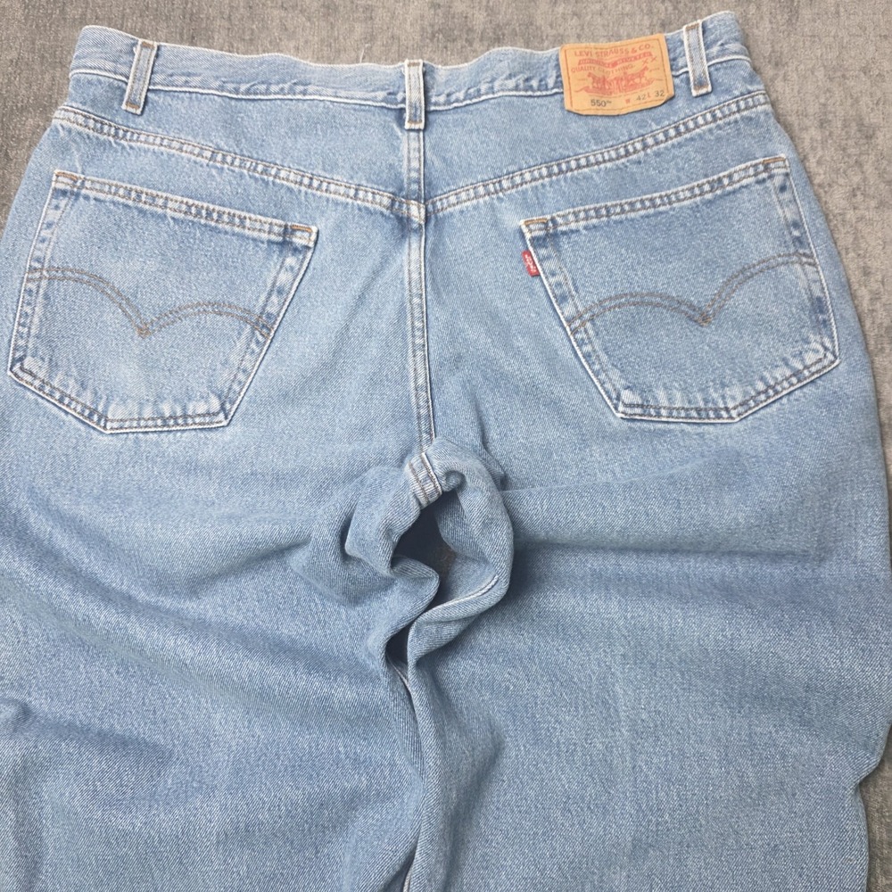Vtg Y2K Levis 550 Jeans Mens 42x32 Light Wash Straight Leg Relaxed Fit Denim - Picture 13 of 14